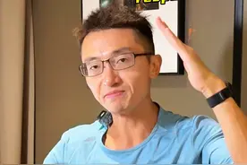 今天的三场马拉松一个比一个精彩，丰配友差10秒打破全马纪录拿到100万，贾俄仁加前半程跑出 61分多，接近半马纪录的速度！#抖音送你去跑马 #2024上海马拉松 #跑者 #跑步视频封面
