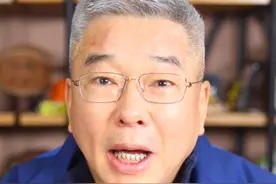 米兰德比来袭，谁能捧得意大利超级杯冠军奖杯？ #dou来足球季 #足球合伙人 #宏哥侃球 #米兰德比视频封面
