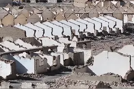 十万人的繁华小镇，一夜消失，只剩下一片废墟，这里发生了什么？ #旅行推荐 #探险 #自驾游视频封面