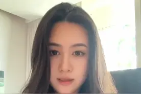 【叶凯薇自曝被AI换脸制作不良视频】近日，知名模特叶凯薇发视频称，其被人利用AI换脸制作淫秽视频，并大量传播，造成严重困扰，目前已经收集证据并报警。警方经鉴定，该视频确系拼凑伪造，正在进一步调查中。#叶凯薇  #AI换脸视频封面
