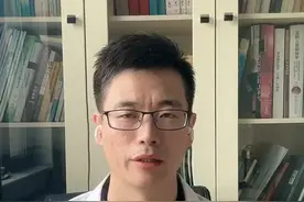 孩子摔到头，要不要去医院检查？注意观察这几点#摔伤 #硬核健康科普行动 #摔到头 #新手爸妈必看视频封面