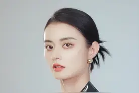 是孩子的妈，更是我自己。#模特 #辣妈 #变装视频封面