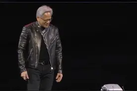 太萌了，“瓦力”机器人再登GTC，用机器人语和黄仁勋交流#英伟达  #GTC2025  #黄仁勋  #瓦力机器人视频封面