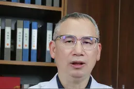 穿着袜子睡觉可以引火下行，不能小瞧这个习惯 #睡觉 #中医 #养生 #抖出健康知识宝藏 #健康科普