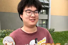 来自河南的省状元，清北老师亲自上门推荐专业是种什么体验#清华大学 #高考 #状元 #省状元 #河南视频封面