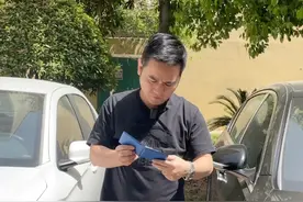 出发去看新款奔驰S480迈巴赫 原来现在各行各业都如此透明#奔驰s480迈巴赫 #迈巴赫s级 #杨杰好车汇 #君卡名车视频封面