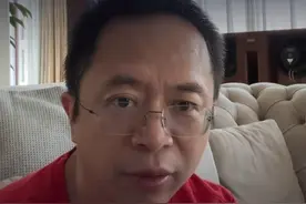 雷军在我睡觉的时候瞪我？事情真不是大家想的那样#红衣分享 #雷军 #大咖观察视频封面