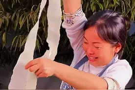 天冷就要吃火锅，家庭版四川火锅做法，巨好吃 天冷就要吃火锅，自制四川火锅在家做，热辣过瘾全家都喜欢#美食教程#名扬#火锅底料#毛肚火锅#牛肉火锅视频封面