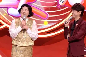 #何炅黄大妈元宵搭档脱口秀  #湖南卫视元宵喜乐会  何炅搭档黄大妈带来了串场脱口秀《大妈的新生活》。视频封面
