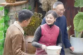 感谢中央电视台能够选到我们德江特色“灰豆腐” #三餐四季 #灰豆腐 #中央一台视频封面