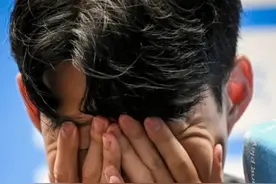 发布会上艰难告别热刺！孙兴慜自宣离队，下一站美国OR沙特？ 发布会上艰难告别热刺！孙兴慜自宣离队，下一站美国OR沙特？#英超 #热刺 #孙兴慜 #唯有足球不可辜负 #传奇永不谢幕