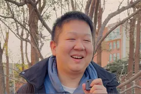 我仿佛看到了文人气息的具象化～ 在一个冬日的午后，听到了一堂生动的“语文课”#清华大学 #人文社科 #文人风骨 #语文视频封面