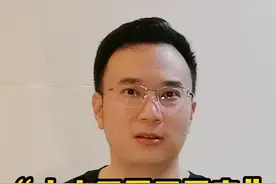 “山火不灭不回家”！被这些重庆崽儿感动到了 #重庆山火志愿者被无人机打伤 #北碚5秒洒下3吨水扑救山火 #重庆巴南山火明火已扑灭     视频封面