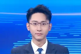 直播带货穿警服？“嘎子哥”这回摊上事了！演员演警察那是工作，生活中穿警服是越界。#“嘎子哥”穿警服带货被拘7日