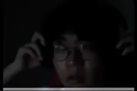 最硬气的一集！多兰不满黑粉言论，直播关灯，当场开睡！ 