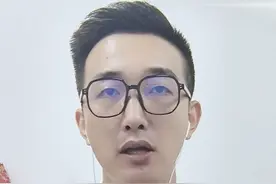 护士抢救病人时看手机？7月17日，当地就此事发表通报：该护士使用手机只因工作需要。患者家属因为对治疗过程不满意便造谣，医患关系经不起虚假信息祸害！ 视频封面