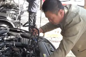 新车刚买9天  发动机坏了？4s店：现在没有办法透露这个情况。（二）视频封面