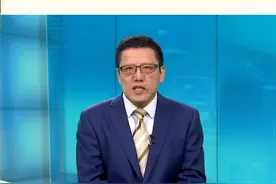 刘和平：伊朗的反击能力让以色列忌惮 以色列以为能压制伊朗远程打击，却遭伊朗导弹强势突破防空网反击。若换成核弹，对狭小的以色列将是致命威胁，这也道破其疯狂阻挠伊朗核发展的真相。中东火药桶持续爆燃，后续局势走向，令人揪心。#中东局势 #军事冲突#