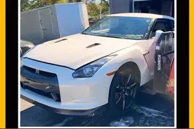 翻新重金拿下泡水版日产GTR，修好后优先照顾粉丝！ #汽车制造视频封面