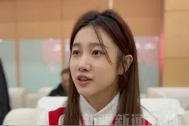 #奥运冠军新疆行 奥运冠军黄张嘉洋第一次来新疆～希望有更多新疆小伙伴加入的艺术体操行列～#奥运 #新疆 #黄张嘉洋视频封面