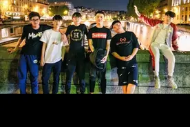 UZI卡莎最秀的一把比赛，也是RNG那年脱胎换骨的一把对局视频封面