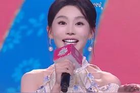 #山东16市主持人推荐家乡  山东16市主持人齐聚一堂，在山东春晚现场推荐家乡，快来看看你的家乡是怎么说的？#山东春晚  #2025山东春晚  #百味中国年  #过年总要有一些仪式感