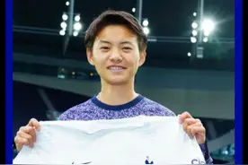 加油！王霜第64分钟替补登场，上演英女超首秀 #热刺女足vs曼彻斯特城女足 #王霜上演英女超首秀视频封面