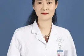 PICC和静脉港的区别？ 需要经常长期输液的肿瘤病人来说，PICC和静脉输液港的区别是什么？  #肿瘤 #PICC #输液港 #宫颈癌 #化疗视频封面