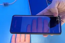 以后办身份证不用去派出所验指纹？无接触式指纹用一张照片就能证明身份。（记者：龚雪）视频封面