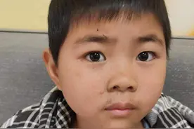 永州寻亲：7岁女童被救助，穿黑色格子衣服、红黑色运动鞋图片