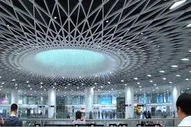 中国已成为全球基建设施领军者 #热点 #中国基建 #老外看中国视频封面