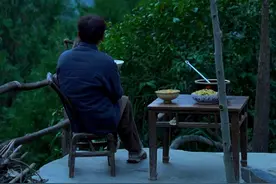 农村的一餐，蒸一锅焦香的南瓜饭，搭配一道百吃不厌的醋溜土豆丝，再来上一碗粉条豆腐汤，坐在院子里享受惬意的农村生活！#农村美食 #我的农村生活 #新农人计划2024