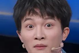 假唱又出“名场面”？晚会拿周深原声“对口型”，网友：这也太离谱了！#周深 #歌手 #搞笑 #假唱视频封面