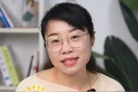 你家宝宝也喜欢露脚丫吗？ #育儿经验分享 #育婴知识 #宝宝脚丫视频封面