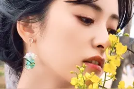 最近很喜欢拍胶片Live，每次翻相册都觉得很治愈，希望你们也能找到自己的小确幸～#我的3秒人生胶片#vivoX200s超强苹替