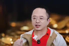 分享给想赚钱的人，先学会避开这4种假勤奋 #红衣分享 #大咖观察视频封面