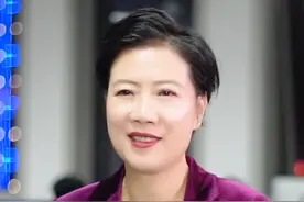 “热”上热搜！川渝谁才是西南重镇？#成都 #重庆 #高温 #财经 视频封面