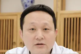 多喝水！? 你是不是在生病的时候，经常有人告诉你，要多喝水？中医告诉你，不是所有的情况都要多喝水！#中医 #医学科普 #医疗小常识 #多喝水 #调理身体 @抖音短视频