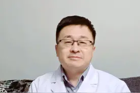 今天给大家讲讲红斑狼疮#红斑狼疮 #周海媚 #硬核健康科普行动视频封面
