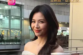 刘涛一袭白裙现身“金树林·绽放之夜”首届中国电视剧制作产业大会年度盛典！#中国电视剧制作产业大会年度盛典 #首届金树林绽放之夜正式启动 #金树林绽放之夜红毯视频封面