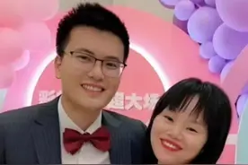 彩虹夫妇5年抛四胎只为得女，女儿降生时，夫妻俩肠子悔青了 #彩虹夫妇 #明星  #资讯 #八卦  #娱乐视频封面