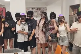 "斗鱼虎牙团播联动！户外一哥线下较量，旧日冲突引新波澜！"视频封面