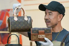 一个旧包改4个包，送人是不是更有面？ #改包 #闲置包包视频封面