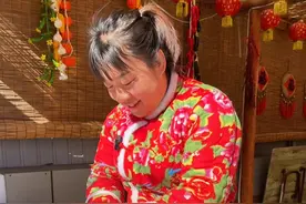 腌鸡蛋 每到春天我都会淹上一坛咸鸡蛋，个个翻沙流油而且还不空壳#腌鸡蛋 #腌咸鸡蛋做法 #腌咸鸡蛋 #农村美食#美食分享视频封面