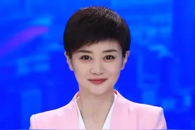 高铁F座成“天选之位”，坐高铁你最愿意选哪个座位？