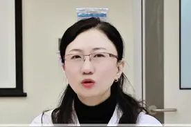 皮肤这三种脱皮，医生一支药膏就可以搞定，别花冤枉钱！#医学科普 #角化型湿疹 #脂溢性皮炎 #神经性皮炎 #湿疹视频封面