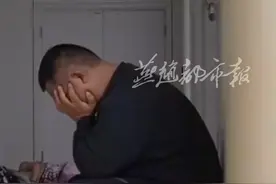 12月15日，山东13岁肺部重度感染女孩雯雯已转院接受治疗。“中国肺移植第一人”陈静瑜为其发文求助，目前捐款已超百万元！视频封面