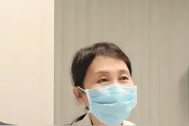 小伙子近视800多度，角膜厚度603微米，选择全飞or半飞？ #抖出健康知识宝藏 #全飞秒 #半飞秒