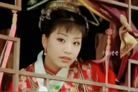 导演让她模仿小燕子演格格，直接出道即巅峰，可惜后来不演戏了视频封面