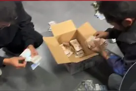 男生从初中开始存钱买机车，如今终于圆梦化身“机车骑士”#机车 #骑士视频封面